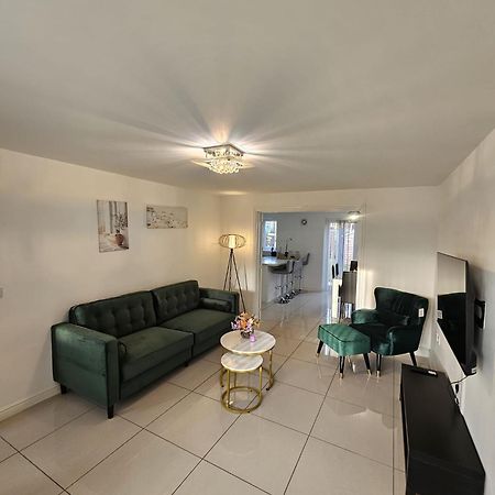 Spacious Modern 4Bd House Kingston upon Hull Exterior foto